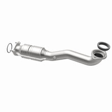 Load image into Gallery viewer, MagnaFlow Exhaust Products 51783 OEM Grade Direct-Fit Catalytic Converter for Select Honda CR-V