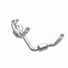 Load image into Gallery viewer, MagnaFlow Exhaust Products 5451709 California CARB Direct-Fit Catalytic Converter for Select Jeep Commander, Jeep Grand Cherokee