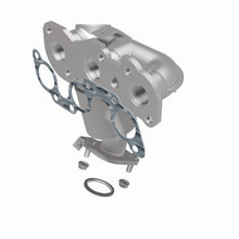 Load image into Gallery viewer, MagnaFlow Exhaust Products 452641 California CARB Manifold Catalytic Converter for Select Toyota Avalon