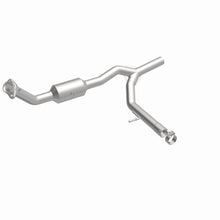Load image into Gallery viewer, MagnaFlow Exhaust Products 5451695 California CARB Direct-Fit Catalytic Converter for Select Ford F-150, Lincoln Mark LT