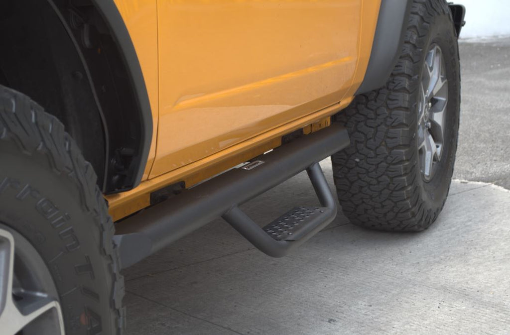 Dominator-Xtreme-D2-Side-Steps-With-Rocker-Panel-Mounting-Bracket-Kit
