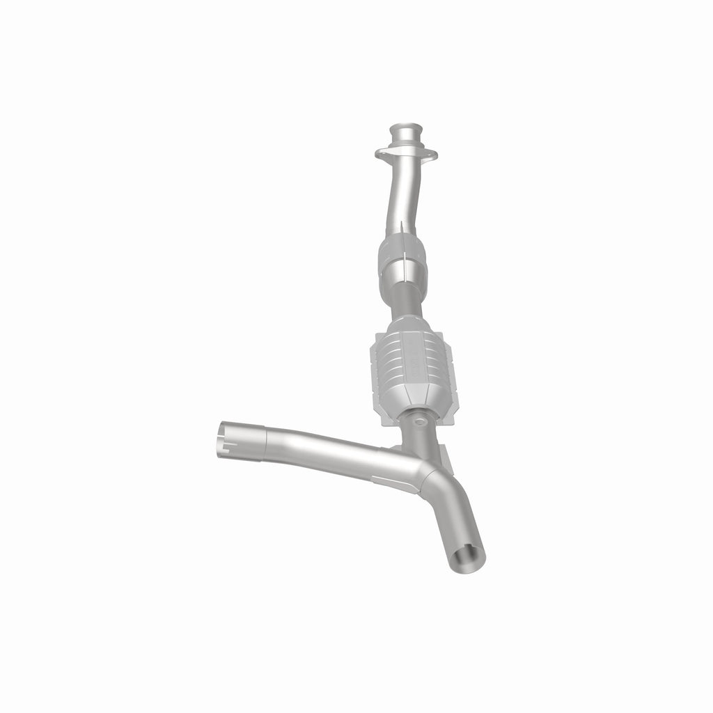MagnaFlow Exhaust Products 49426 OEM Grade Direct-Fit Catalytic Converter for Select Ford E-150, Ford E-150 Club Wagon, Ford E-150 Econoline, Ford E-150 Econoline Club Wagon, Ford E-250, Ford E-250 Econoline