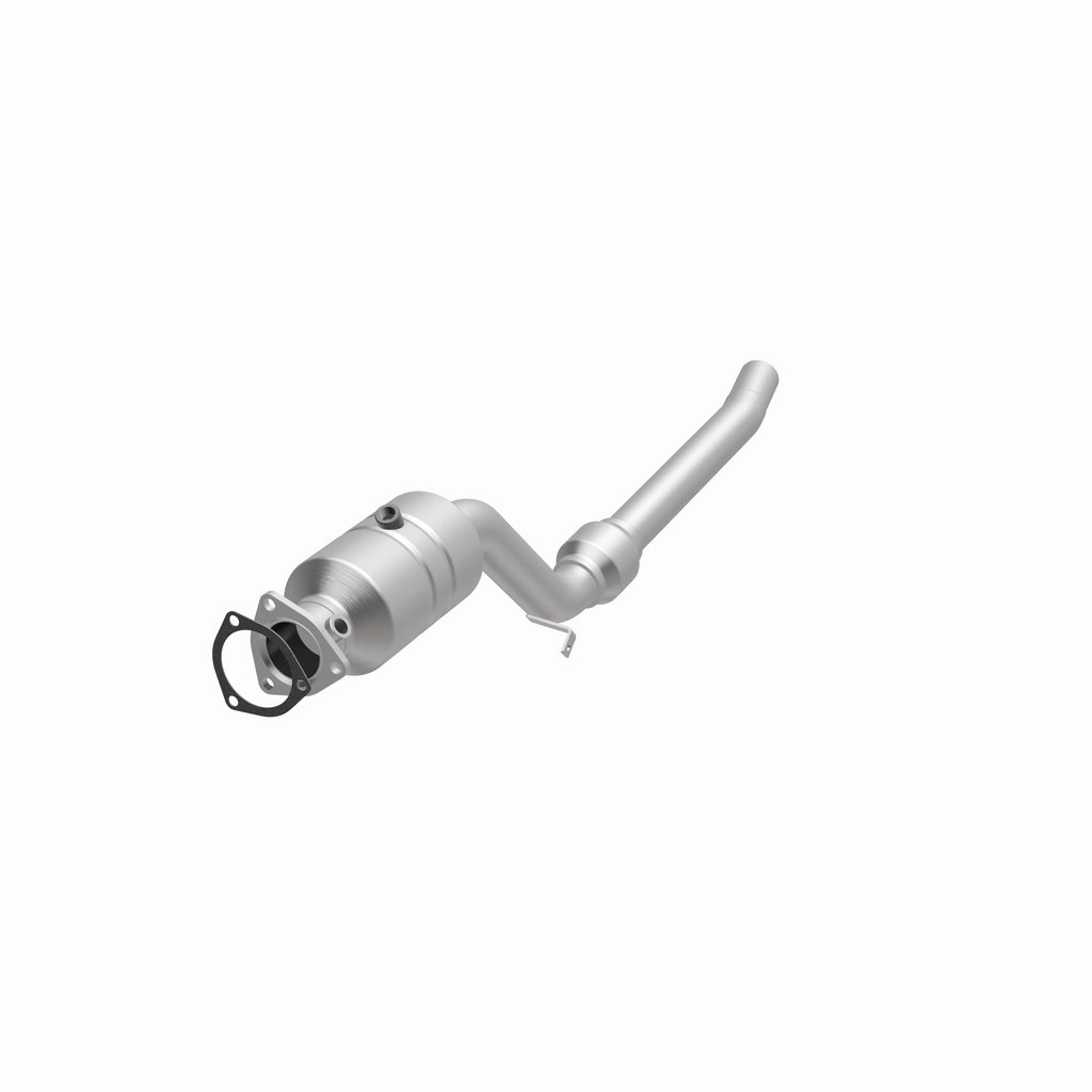 MagnaFlow Exhaust Products 51462 OEM Grade Direct-Fit Catalytic Converter for Select Audi A4, Audi A4 Quattro