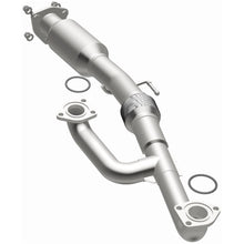 Load image into Gallery viewer, MagnaFlow Exhaust Products 21-282 OEM Grade Direct-Fit Catalytic Converter for Select Honda Odyssey