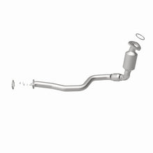 Load image into Gallery viewer, MagnaFlow Exhaust Products 52096 OEM Grade Direct-Fit Catalytic Converter for Select Chevrolet Equinox, Pontiac Torrent, Suzuki XL-7