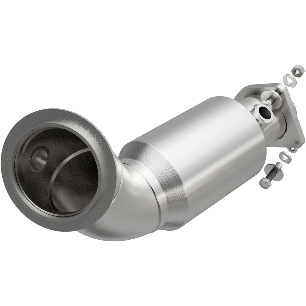 MagnaFlow Exhaust Products 52931 OEM Grade Direct-Fit Catalytic Converter for Select BMW M2, BMW M3, BMW M4