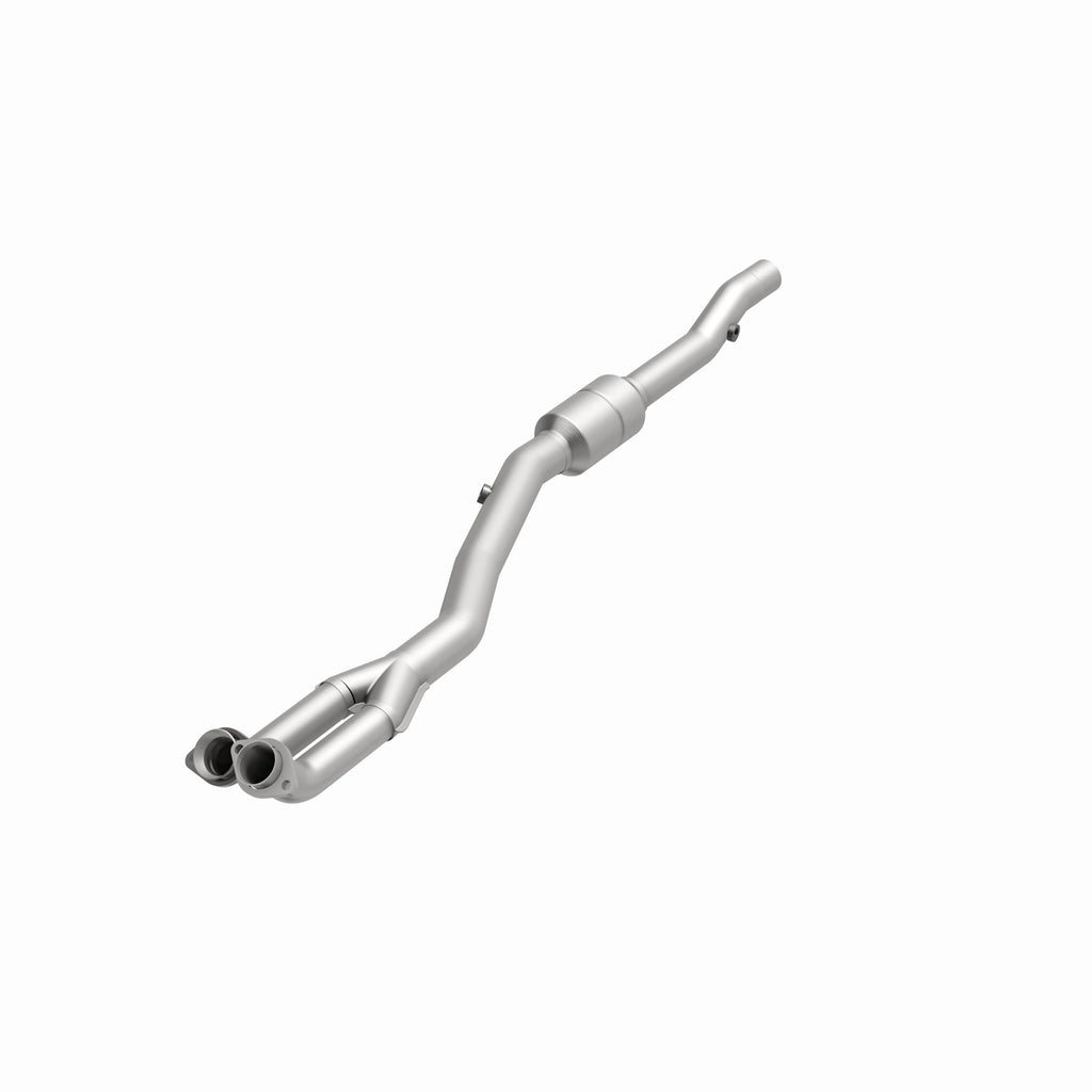 MagnaFlow Exhaust Products 24130 HM Grade Direct-Fit Catalytic Converter for Select BMW 840Ci