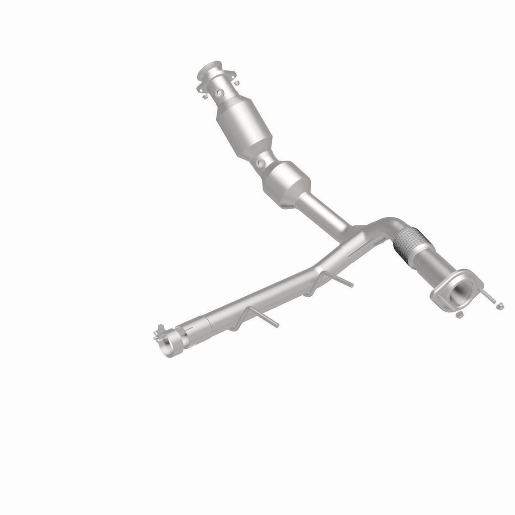 MagnaFlow Exhaust Products 280268 OEM Grade Direct-Fit Catalytic Converter for Select Ford F-150