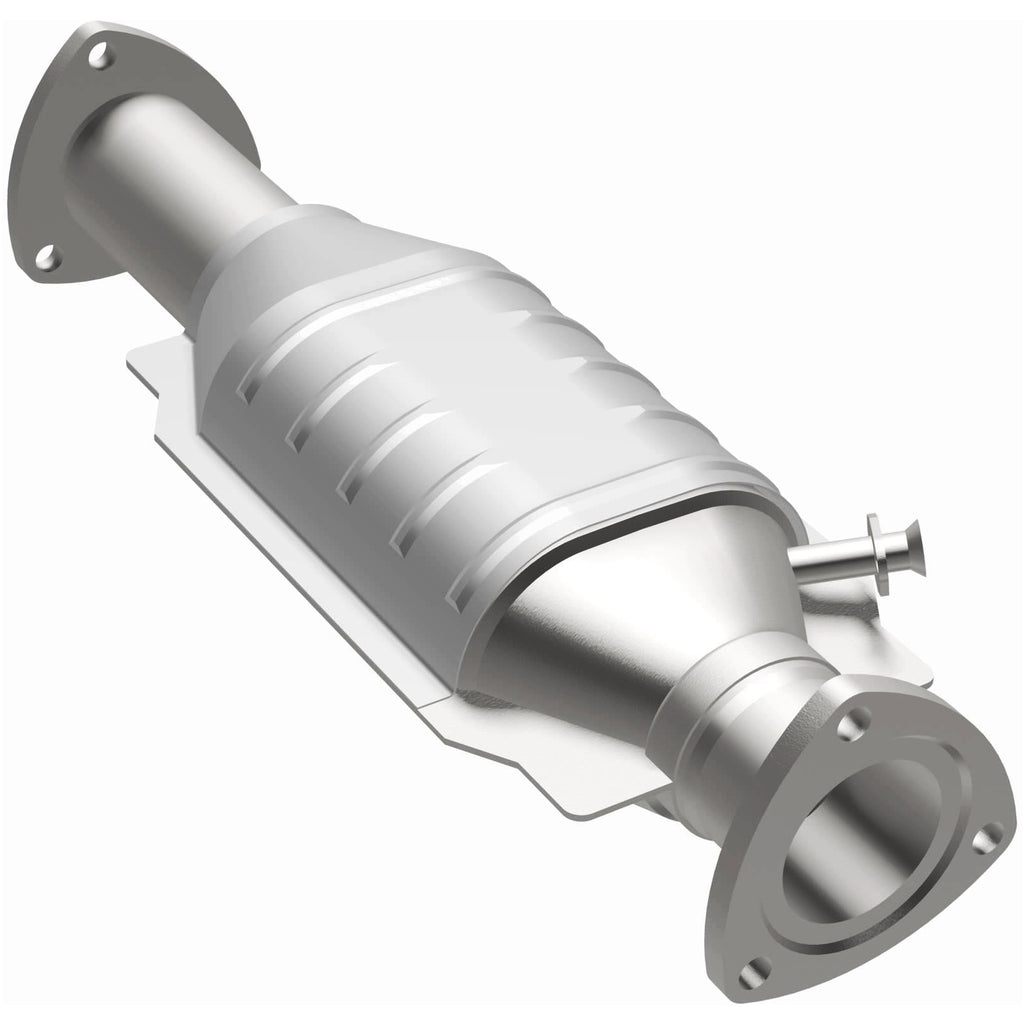 MagnaFlow Exhaust Products 23894 Standard Grade Direct-Fit Catalytic Converter for Select Toyota Land Cruiser
