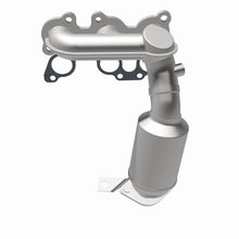 Load image into Gallery viewer, MagnaFlow Exhaust Products 5582833 California CARB Manifold Catalytic Converter for Select Lexus RX330, Toyota Highlander, Toyota Sienna