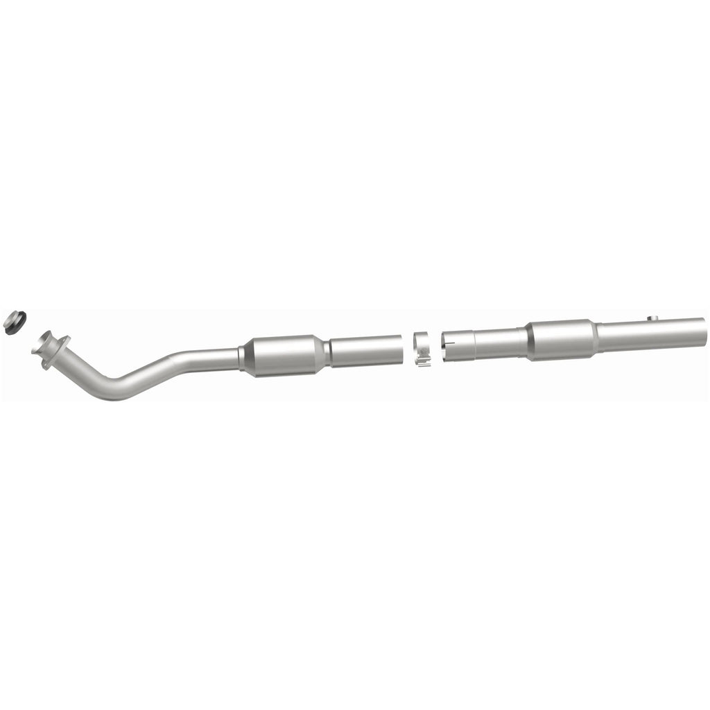 MagnaFlow Exhaust Products 52051 OEM Grade Direct-Fit Catalytic Converter for Select Chevrolet Express 1500, Chevrolet Express 2500, Chevrolet Express 3500, GMC Savana 1500, GMC Savana 2500, GMC Savana