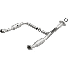Load image into Gallery viewer, MagnaFlow Exhaust Products 5451672 California CARB Direct-Fit Catalytic Converter for Select Ford Explorer, Mercury Mountaineer