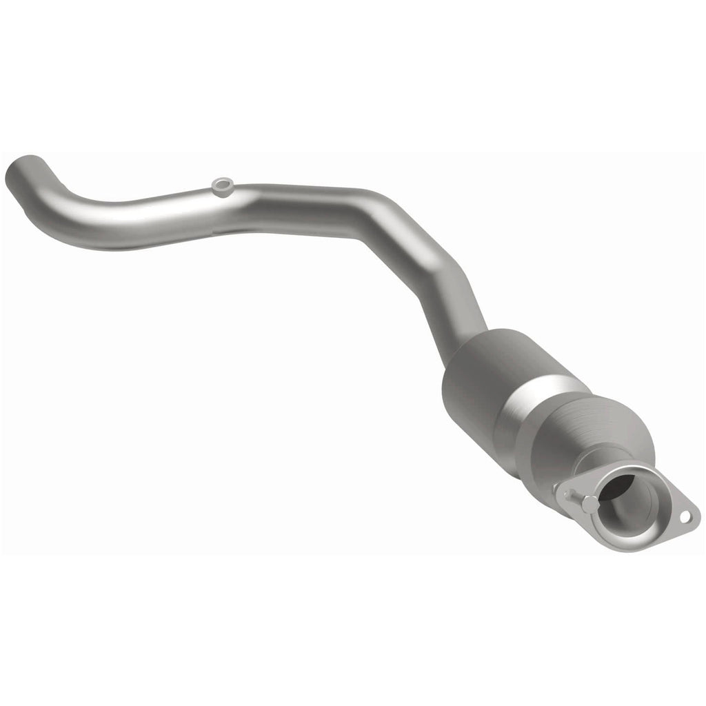 MagnaFlow Exhaust Products 21-535 OEM Grade Direct-Fit Catalytic Converter for Select Land Rover Range Rover, Land Rover Range Rover Sport