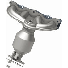 Load image into Gallery viewer, MagnaFlow Exhaust Products 5531590 California CARB Manifold Catalytic Converter for Select Hyundai Tucson