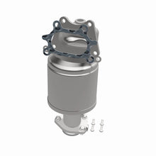 Load image into Gallery viewer, MagnaFlow Exhaust Products 5631998 California CARB Manifold Catalytic Converter for Select Honda Accord