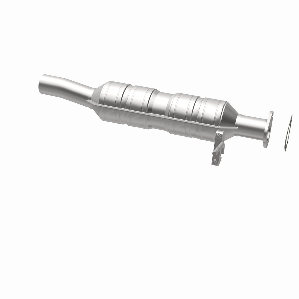 MagnaFlow Exhaust Products 52228 OEM Grade Direct-Fit Catalytic Converter for Select Ford E-350 Super Duty, Ford E-450 Super Duty, Ford F-250, Ford F-250 Super Duty, Ford F-350 Super Duty, Ford F-450 Super Duty, Ford F-550 Super Duty