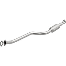 Load image into Gallery viewer, MagnaFlow Exhaust Products 5571375 California CARB Direct-Fit Catalytic Converter for Select BMW 528i, BMW 528i xDrive, BMW 528xi