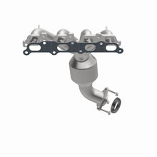 Load image into Gallery viewer, MagnaFlow Exhaust Products 49327 OEM Grade Manifold Catalytic Converter for Select Chevrolet Colorado, GMC Canyon, Isuzu i-280