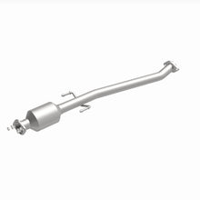 Load image into Gallery viewer, MagnaFlow Exhaust Products 280116 OEM Grade Direct-Fit Catalytic Converter for Select Toyota Highlander