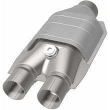 Load image into Gallery viewer, MagnaFlow Exhaust Products 99667HM HM Grade Universal Catalytic Converter for Select Dodge Ram 1500, Dodge Ram 2500, Dodge Ram