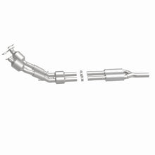 Load image into Gallery viewer, MagnaFlow Exhaust Products 551838 California CARB Direct-Fit Catalytic Converter for Select Volkswagen Passat