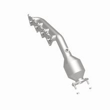 Load image into Gallery viewer, MagnaFlow Exhaust Products 5531900 California CARB Manifold Catalytic Converter for Select Hyundai Equus, Hyundai Genesis
