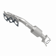 Load image into Gallery viewer, MagnaFlow Exhaust Products 5481342 California CARB Manifold Catalytic Converter for Select Toyota 4Runner, Toyota FJ Cruiser, Toyota Tacoma, Toyota Tundra