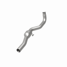 Load image into Gallery viewer, MagnaFlow Exhaust Products 60502 OEM Grade Diesel Oxidation Catalyst for Select Chevrolet Silverado HD, Chevrolet Silverado 3500, GMC Sierra HD, GMC Sierra