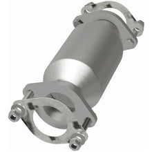 Load image into Gallery viewer, MagnaFlow Exhaust Products 5571741 California CARB Direct-Fit Catalytic Converter for Select Hyundai Equus, Hyundai Genesis, Hyundai Genesis Coupe