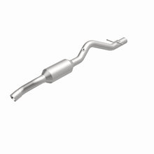 Load image into Gallery viewer, MagnaFlow Exhaust Products 4451637 California CARB Direct-Fit Catalytic Converter for Select Dodge Durango