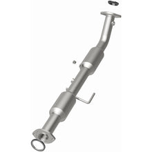 Load image into Gallery viewer, MagnaFlow Exhaust Products 5481703 California CARB Direct-Fit Catalytic Converter for Select Toyota Tacoma