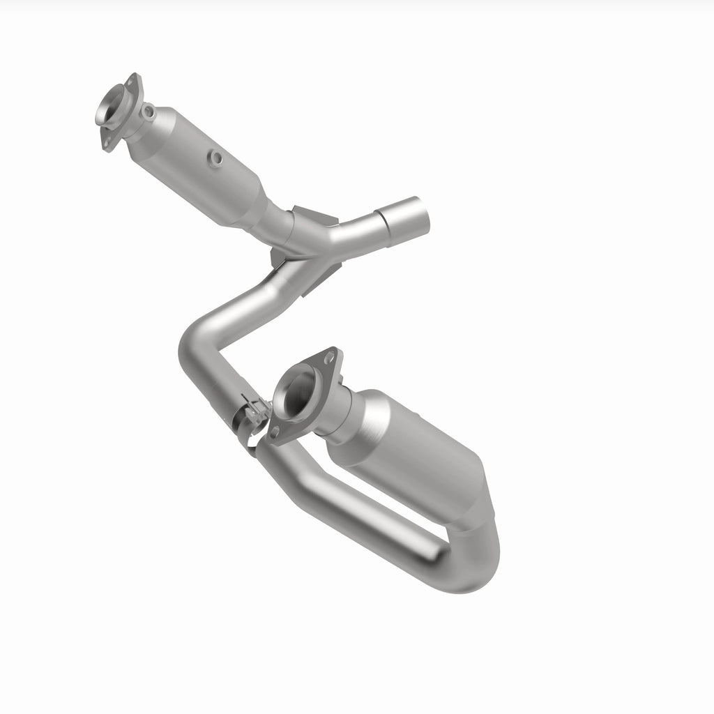 MagnaFlow Exhaust Products 21-972 OEM Grade Direct-Fit Catalytic Converter for Select Dodge Dakota