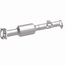 Load image into Gallery viewer, MagnaFlow Exhaust Products 5571814 California CARB Direct-Fit Catalytic Converter for Select Kia Rio