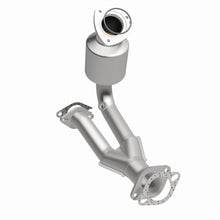 Load image into Gallery viewer, MagnaFlow Exhaust Products 5411911 California CARB Direct-Fit Catalytic Converter for Select Chevrolet Malibu, Pontiac G6, Saturn Aura