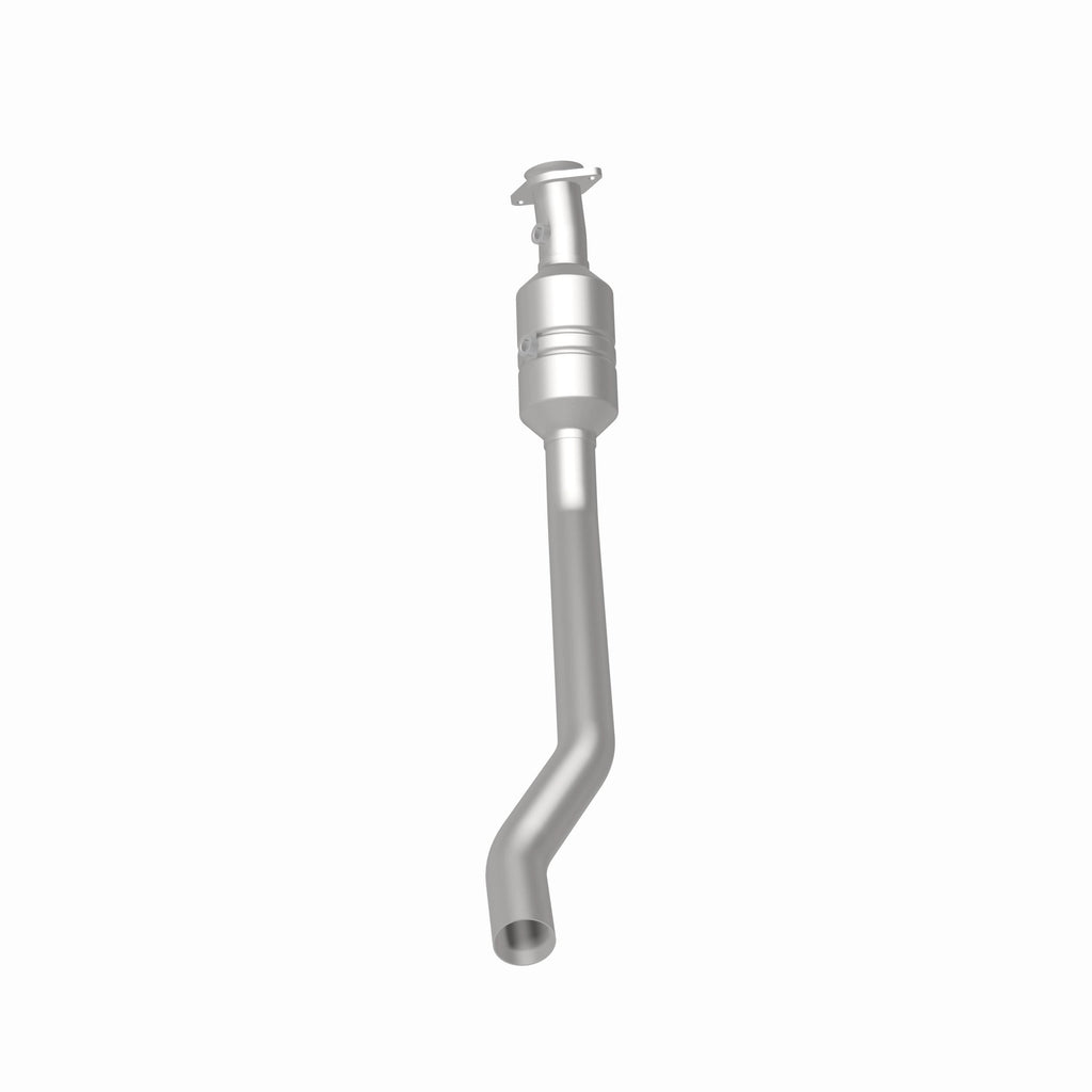 MagnaFlow Exhaust Products 49739 OEM Grade Direct-Fit Catalytic Converter for Select Dodge Durango, Jeep Grand Cherokee