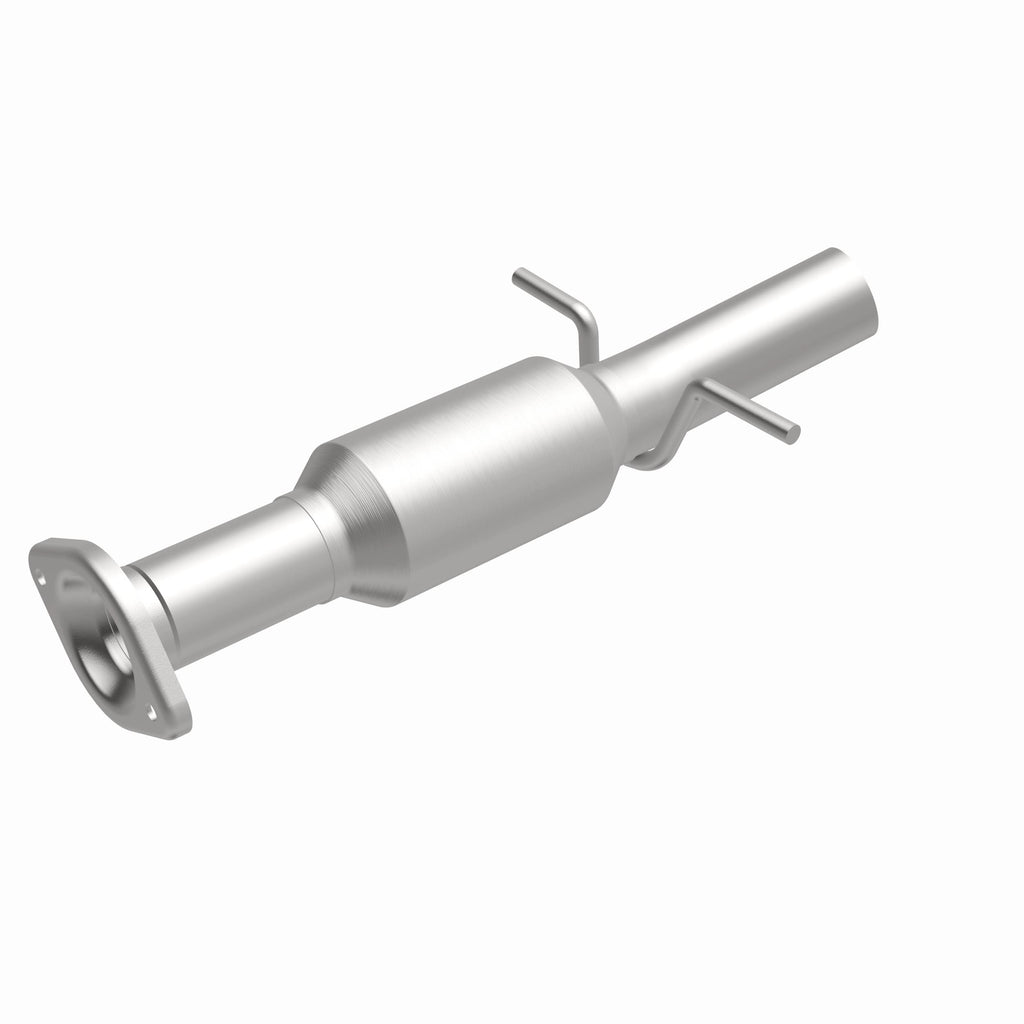 MagnaFlow Exhaust Products 52537 OEM Grade Direct-Fit Catalytic Converter for Select Toyota Highlander