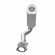 Load image into Gallery viewer, MagnaFlow Exhaust Products 52097 OEM Grade Direct-Fit Catalytic Converter for Select Chevrolet Equinox, Pontiac Torrent, Suzuki XL-7