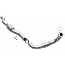 Load image into Gallery viewer, MagnaFlow Exhaust Products 49636 OEM Grade Direct-Fit Catalytic Converter for Select Chevrolet Avalanche 2500, Chevrolet Suburban 2500, GMC Yukon XL