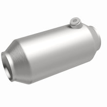 Load image into Gallery viewer, MagnaFlow Exhaust Products 551036 California CARB Universal Catalytic Converter for Select Hyundai Sonata