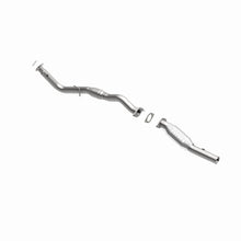 Load image into Gallery viewer, MagnaFlow Exhaust Products 93623 HM Grade Direct-Fit Catalytic Converter for Select Chevrolet Silverado HD, Chevrolet Silverado 2500, Chevrolet Suburban 2500, GMC Sierra HD, GMC Sierra 2500, GMC Sierra HD, GMC Yukon XL