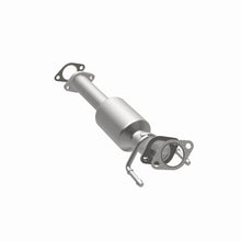 Load image into Gallery viewer, MagnaFlow Exhaust Products 5571421 California CARB Direct-Fit Catalytic Converter for Select Chevrolet Sonic