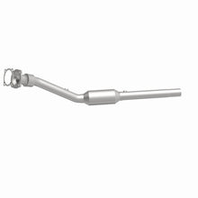 Load image into Gallery viewer, MagnaFlow Exhaust Products 4481773 California CARB Direct-Fit Catalytic Converter for Select Volkswagen Beetle, Volkswagen Golf, Volkswagen Jetta