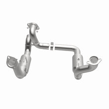 Load image into Gallery viewer, MagnaFlow Exhaust Products 280246 OEM Grade Direct-Fit Catalytic Converter for Select Ford F-250 Super Duty, Ford F-350 Super Duty