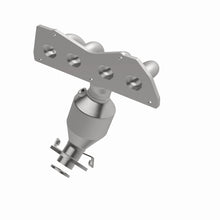 Load image into Gallery viewer, MagnaFlow Exhaust Products 5531519 California CARB Manifold Catalytic Converter for Select Toyota Camry