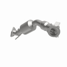 Load image into Gallery viewer, MagnaFlow Exhaust Products 21-537 OEM Grade Direct-Fit Catalytic Converter for Select Land Rover LR2, Land Rover Range Rover Evoque