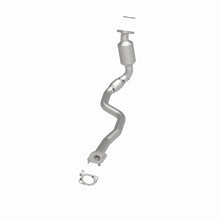 Load image into Gallery viewer, MagnaFlow Exhaust Products 52096 OEM Grade Direct-Fit Catalytic Converter for Select Chevrolet Equinox, Pontiac Torrent, Suzuki XL-7