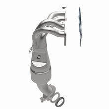 Load image into Gallery viewer, MagnaFlow Exhaust Products 51859 OEM Grade Manifold Catalytic Converter for Select Toyota Highlander