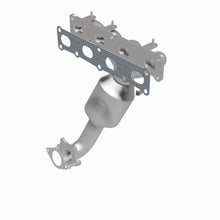 Load image into Gallery viewer, MagnaFlow Exhaust Products 22-159 OEM Grade Manifold Catalytic Converter for Select Chrysler 200, Dodge Dart, Jeep Cherokee, Jeep Compass