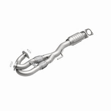 Load image into Gallery viewer, MagnaFlow Exhaust Products 24213 HM Grade Direct-Fit Catalytic Converter for Select Nissan Murano