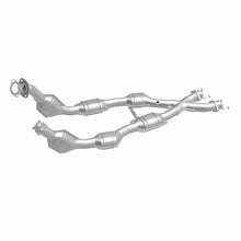 Load image into Gallery viewer, MagnaFlow Exhaust Products 441115 California CARB Direct-Fit Catalytic Converter for Select Ford Mustang